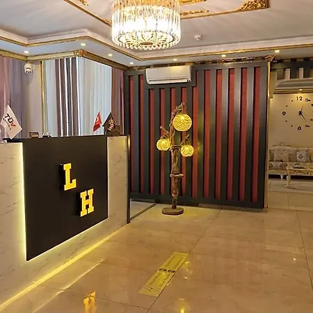 Loss Hotel 4*