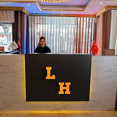 Loss Hotel 4*